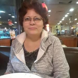 Meet your Posher, María